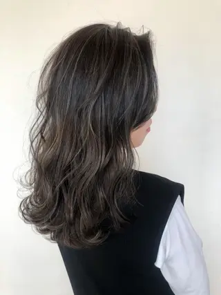 ミディアム カラー Beach 代表 KENTAのヘアスタイル