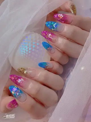 ネイル ISA_ BELLAのネイルデザイン