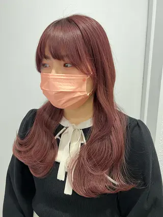 ロング カラー 韓国🇰🇷レイヤー 映える顔周り🩷のヘアスタイル