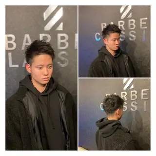 ショート BARBER CLASSICSのヘアスタイル