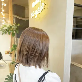 ミディアム カラー 佐々木  まゆかのヘアスタイル