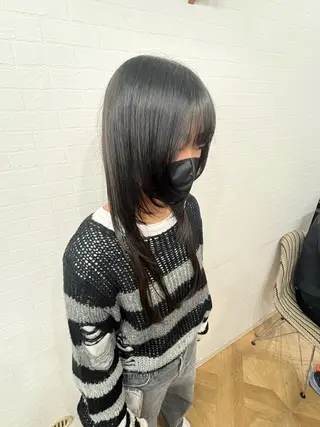 ロング okada riruのヘアスタイル