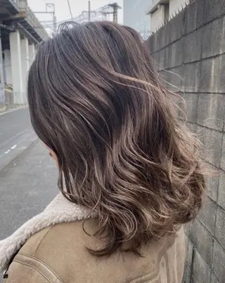 ミディアム mayu ○のヘアスタイル