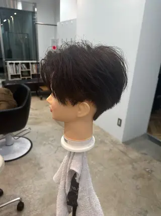 ショート カラー メンズ 伊藤 郁弥のヘアスタイル