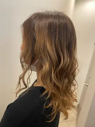 セミロング ヘアアレンジ 安澤 彩奈のヘアスタイル