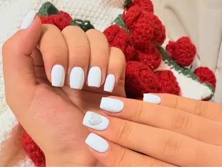 ミディアム Atelier nail salonのネイルデザイン