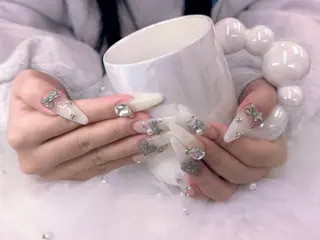 ネイル MIKIネイル サロンのネイルデザイン