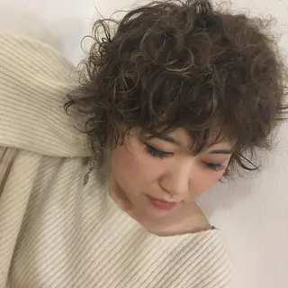 ショート カラー パーマ LANI hair resortのヘアスタイル
