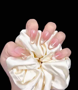 ネイル Nailsalon Jasmine 池袋東口所属・ギウ ジーナのネイルデザイン