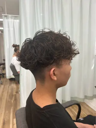 メンズ 網代 志帆のヘアスタイル