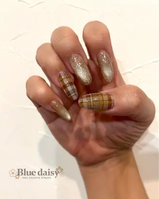 ネイル Blue daisy 栄本店のネイルデザイン
