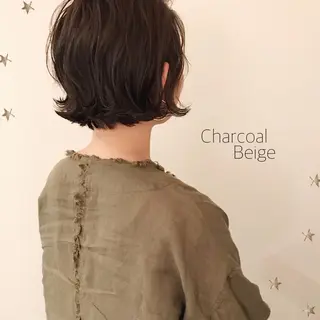 ショート カラー 市川 千夏のヘアスタイル