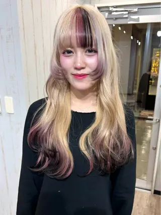 ロング カラー 桑原 由理のヘアスタイル