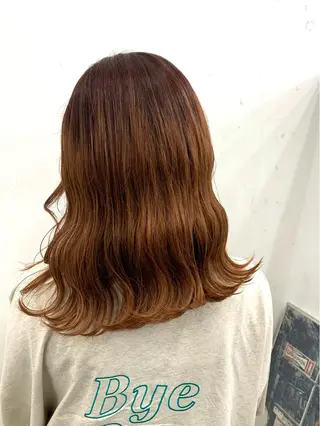 ミディアム カラー レイヤー ハイトーン 暖色⭐︎KANAKOのヘアスタイル