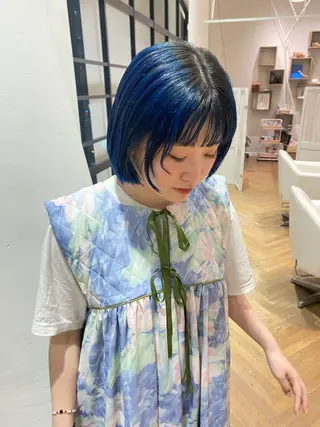 ショート カラー 増井 彩乃のヘアスタイル