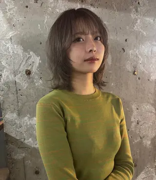 ミディアム gattaca nikeのヘアスタイル