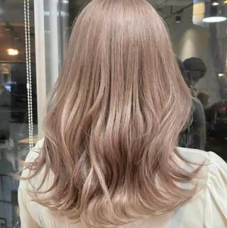 セミロング カラー 🌹TikTok4万 フォロワー🌹AKIのヘアスタイル