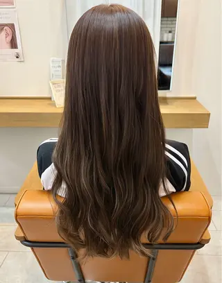 ロング カラー 千々和 杏夏のヘアスタイル