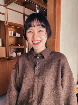 ショート 透明感カラー 🦙なりたりみのヘアスタイル
