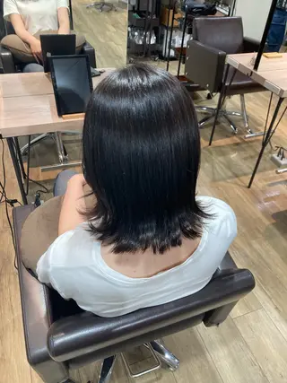 ミディアム 川畑 心子のヘアスタイル