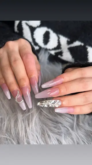 ネイル Prettiest nailのネイルデザイン