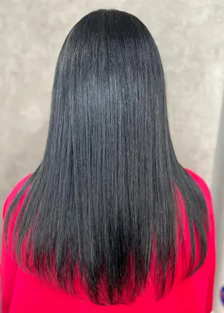 ロング カラー 山口 詩織のヘアスタイル