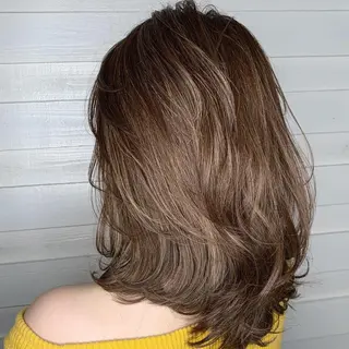 セミロング カラー 🌟高田 聖菜🌟のヘアスタイル