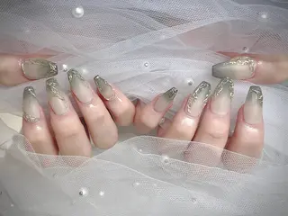ネイル I-nailロング /ワンホン/キラキラのネイルデザイン