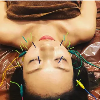 美容鍼灸サロン mahoroba院長のエステ・リラクイメージ