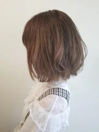 ミディアム カラー パーマ 伊藤 功士のヘアスタイル
