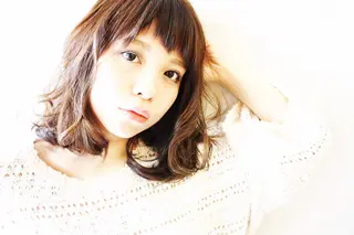 ミディアム カラー パーマ tuuli トゥーリのヘアスタイル