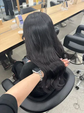 ロング カラー 暗髪🩶ラベンダー/ ブルー/ユウナ🤍のヘアスタイル