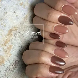 ネイル S. JEWELのネイルデザイン