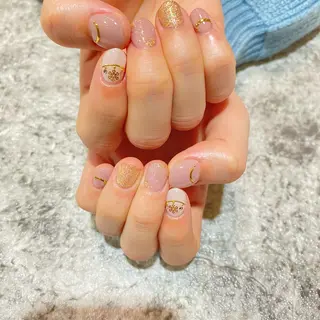 ネイル 脇坂 千晶のネイルデザイン