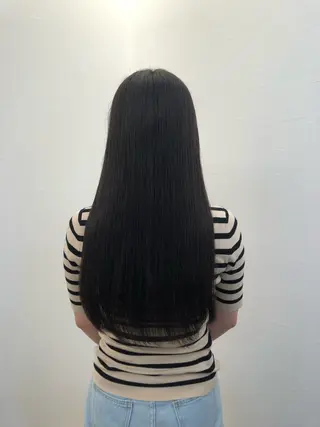 ロング ツノガイ エリのヘアスタイル
