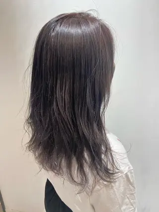 セミロング カラー 🐺ウルフ/レイヤー 似合わせ‎🤍沙羅のヘアスタイル