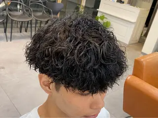 ミディアム パーマ メンズ 茶屋町メンズサロン 小野湧翔のヘアスタイル
