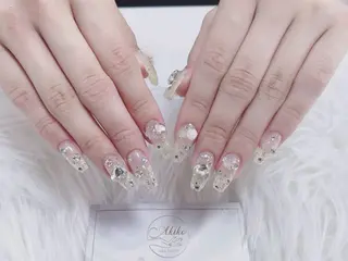 ネイル AKIKO ネイルサロンのネイルデザイン