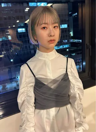 ショート カラー パーマ ヘアアレンジ 髪と音処　マトぺ所属・デザインカラー/ボブ ブリーチカラー/ユリのヘアスタイル