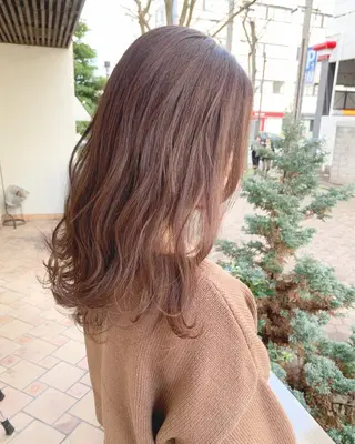 セミロング カラー 艶髪・酸性ストレート フリツのヘアスタイル