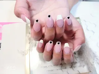 ネイル DI'A ネイルサロンのネイルデザイン