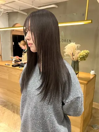 ロング 似合わせレイヤー ＆透明感カラーのヘアスタイル