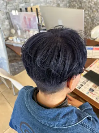 ショート カラー 丸山 莉世のヘアスタイル