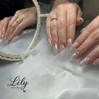 ネイル 藤田 璃々のネイルデザイン