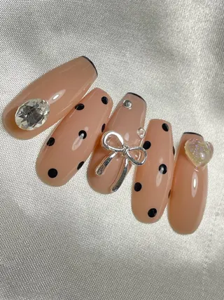 ネイル Bavardage Nailのネイルデザイン