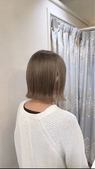 ショート カラー カラー職人 なかもと たつひろのヘアスタイル