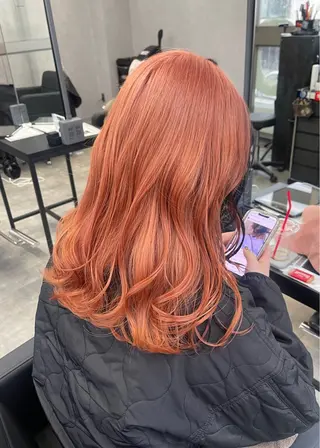 カラー 𝗮𝘆𝘂𝗺𝗶 ハイトーン🎀のヘアスタイル