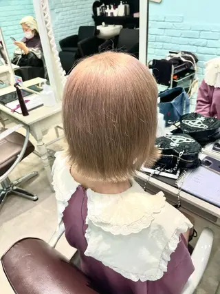 ショート カラー ヘアアレンジ 🩶【推しハイトーン 】yuzu🩶のヘアスタイル