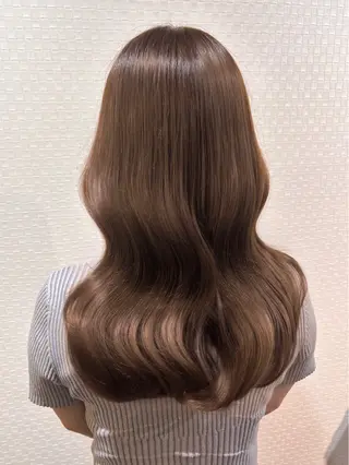 セミロング カラー 柔らか垢抜けｶﾗｰと ｶｯﾄ🫧ASUKAのヘアスタイル