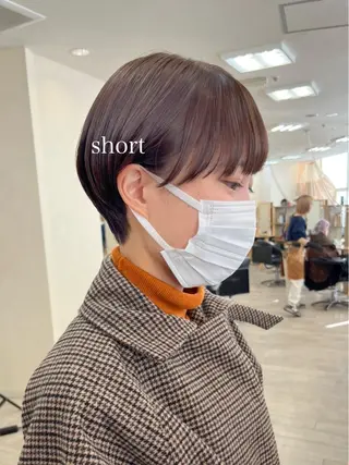 ショート カラー 初めてのショート お任せください✂️のヘアスタイル